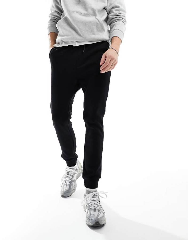 Jack & Jones - Schmal geschnittene Jogginghose in Schwarz von Jack & Jones