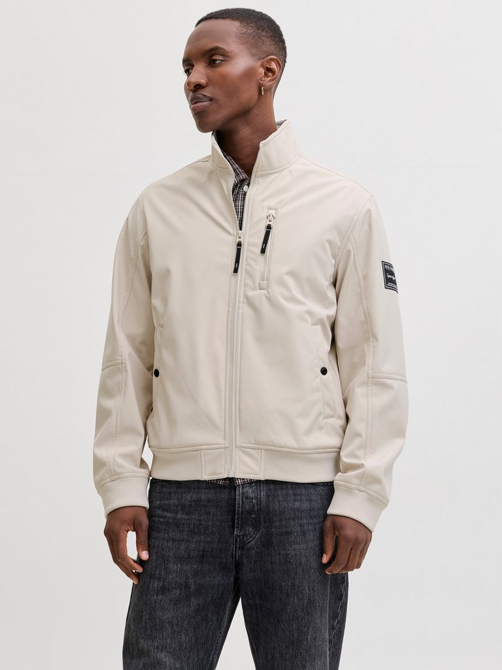 Jack & Jones Softshelljacke JJEPARKER SOFTSHELL BOMBER SN mit Brust-Reißverschluss von Jack & Jones