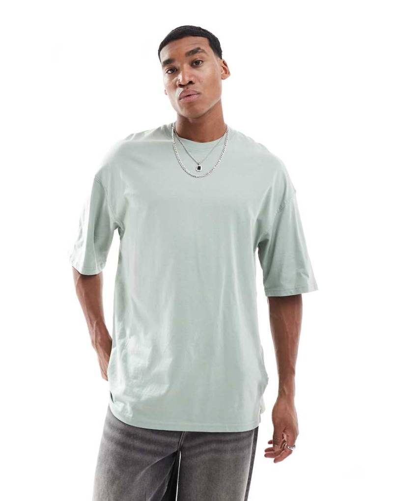 Jack & Jones - T-Shirt in Hellgrün mit extremer Oversize-Passform von Jack & Jones