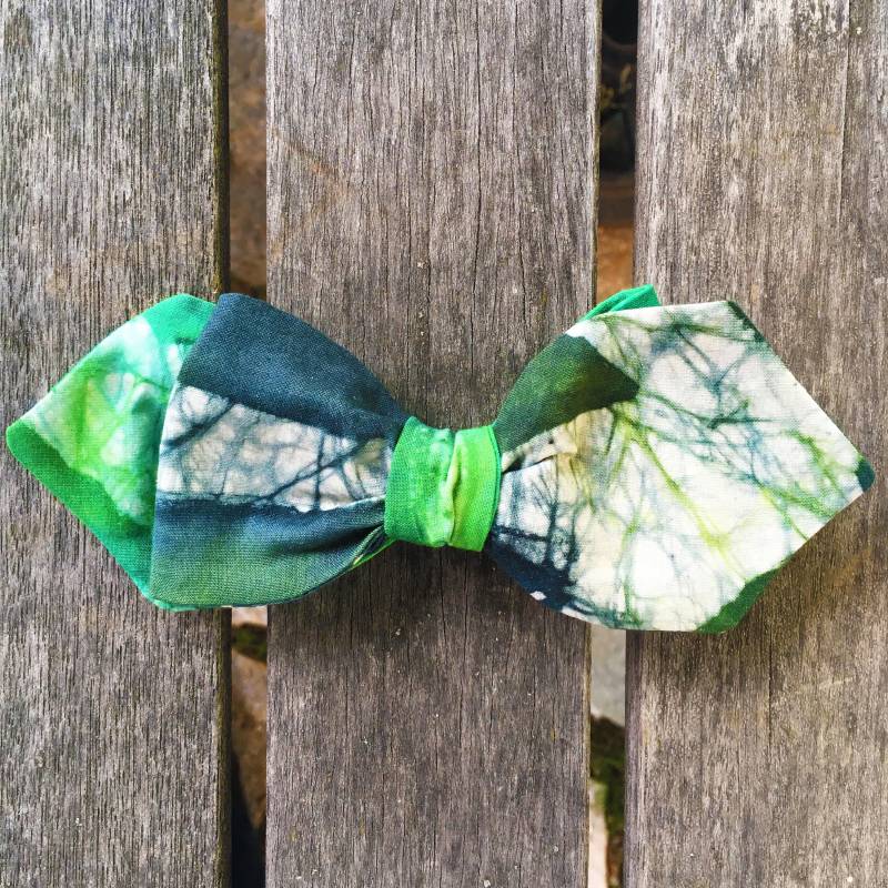 Viridian Gebatiktes Diamant-Punkt | Selbst Binden Fliege Viridian Gebatiktes Diamant-Punkt | Selbst Binden Fliege von JackAndJacksons