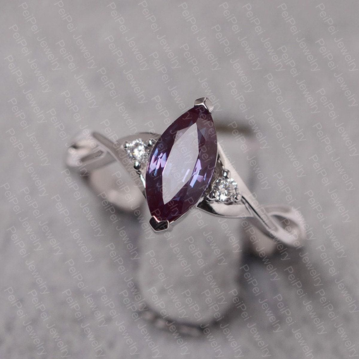 Alexandrit Ring Marquise Geschliffener Stein Gedrehter Sterling Silber Ehering Für Frauen von JackDesignJewelry
