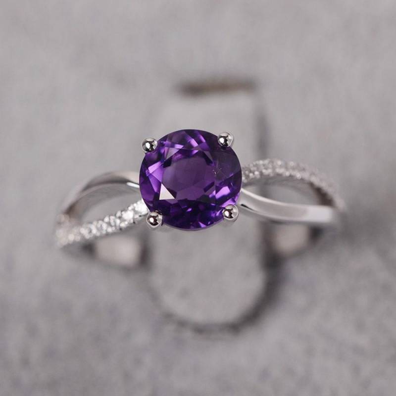 Amethyst Ring Februar Geburtsstein Silber 925 Verlobungsring Runder Edelsteinring von JackDesignJewelry