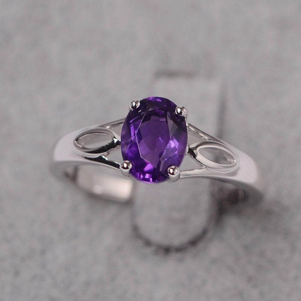 Amethyst Ring Februar Geburtsstein Sterling Silber Solitär Verlobungsring Ovalschliff Lila Edelstein von JackDesignJewelry