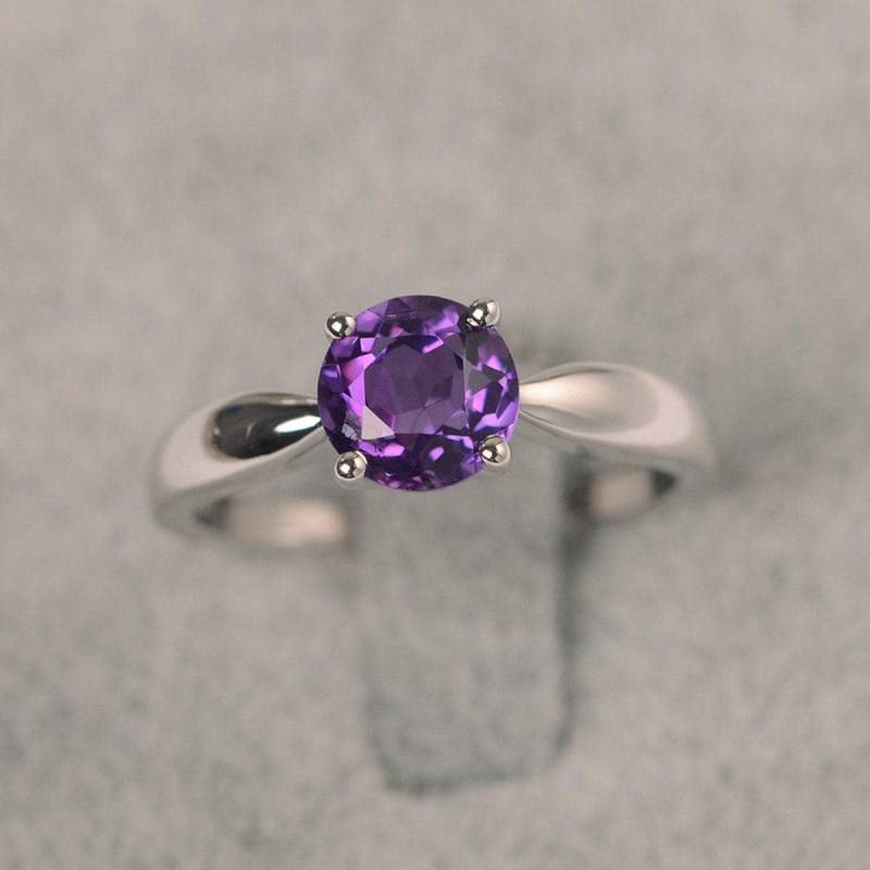 Amethyst Ring Silber Feburar Geburtsstein 7 Mm Rundschliff in Gelbgold Verlobung Für Frauen von JackDesignJewelry