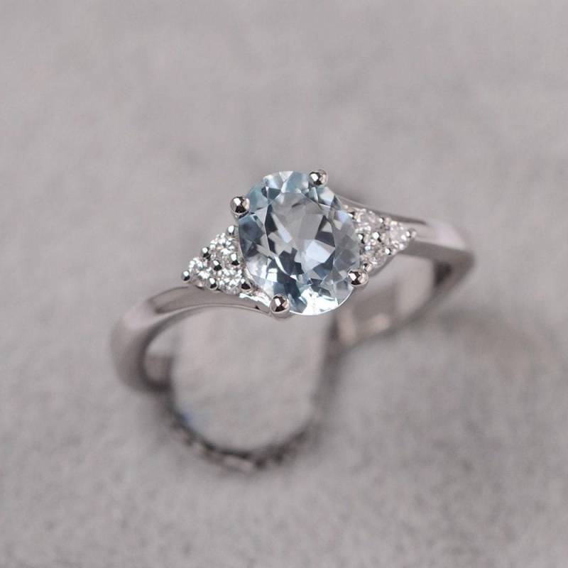 Aquamarin Ring März Geburtsstein Oval Geschnitten Edelstein Sterling Silber Verlobungsring Für Frauen von JackDesignJewelry