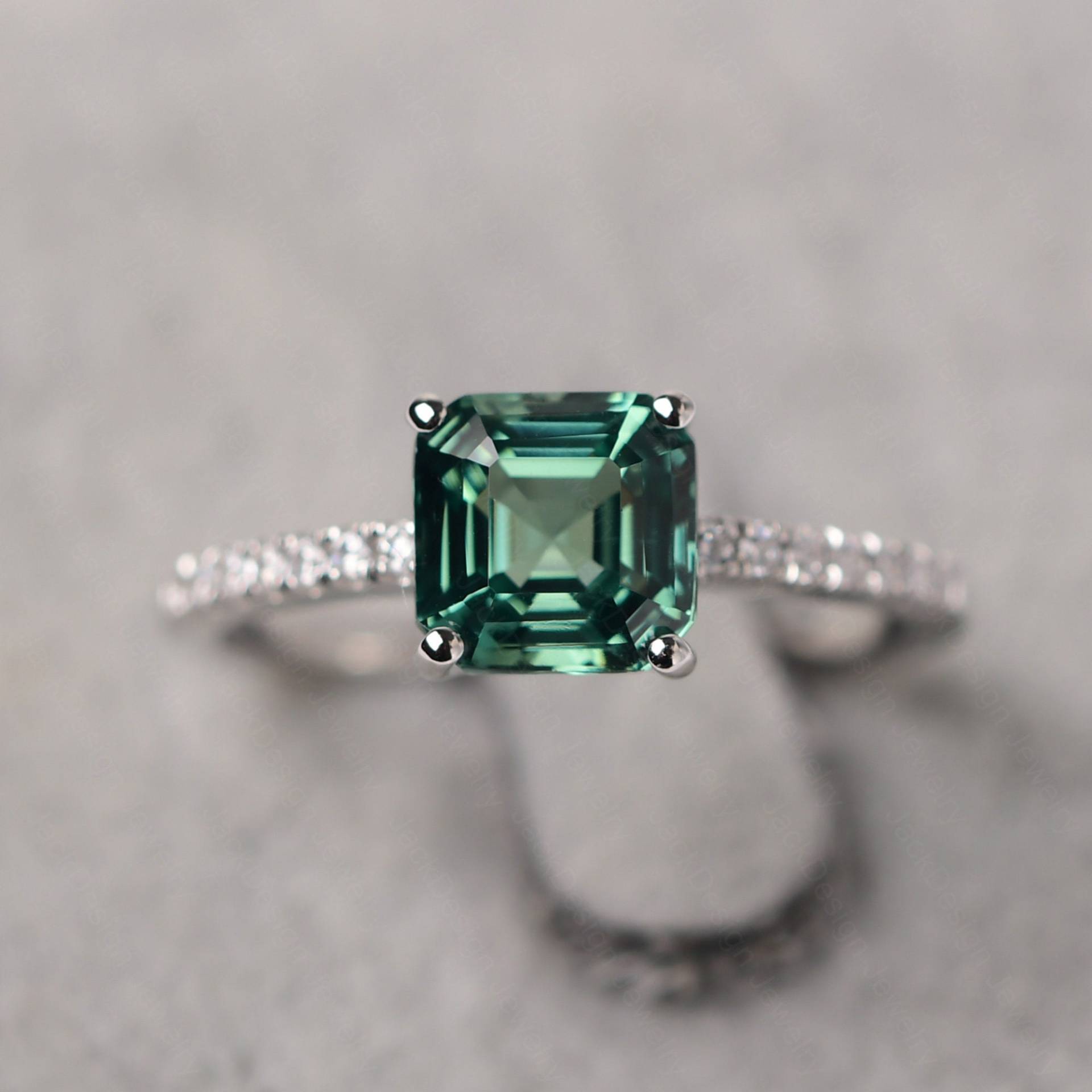 Asscher Cut 7x7 Mm Grüner Saphir Verlobungsring 14K Weißgold Brautring Asscher Cut 7x7 Mm Grüner Saphir Verlobungsring 14K Weißgold Brautring von JackDesignJewelry