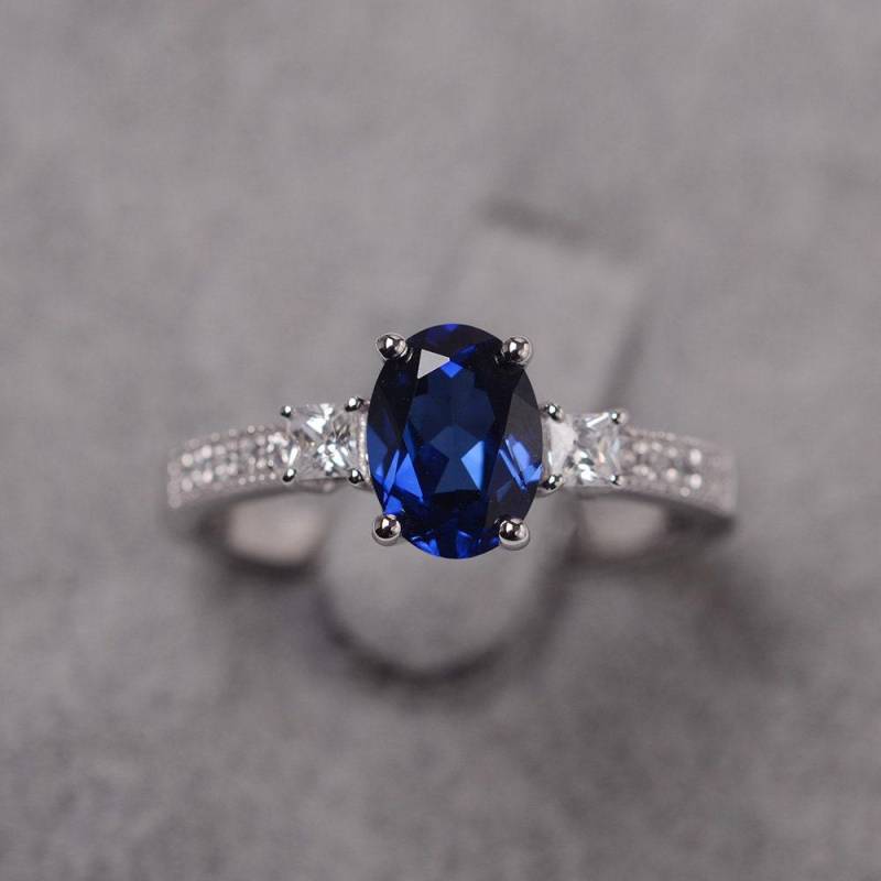 Blau Saphir Ring Sterling Silber Verlobungsring Ovalschliff September Geburtsstein von JackDesignJewelry