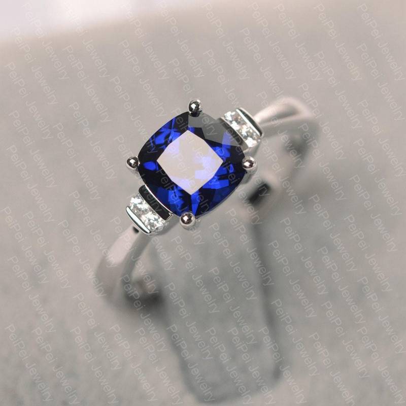 Blauer Saphir Ring September Geburtsstein Kissenschliff Silber Verlobungsring Für Frauen von JackDesignJewelry