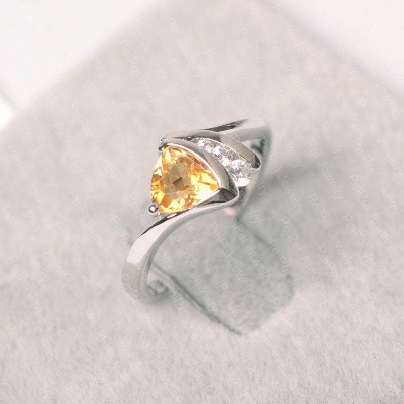 Citirne Ring Trillion Schnitt Sterling Silber Ehering Für Frauen November Birthstone von JackDesignJewelry