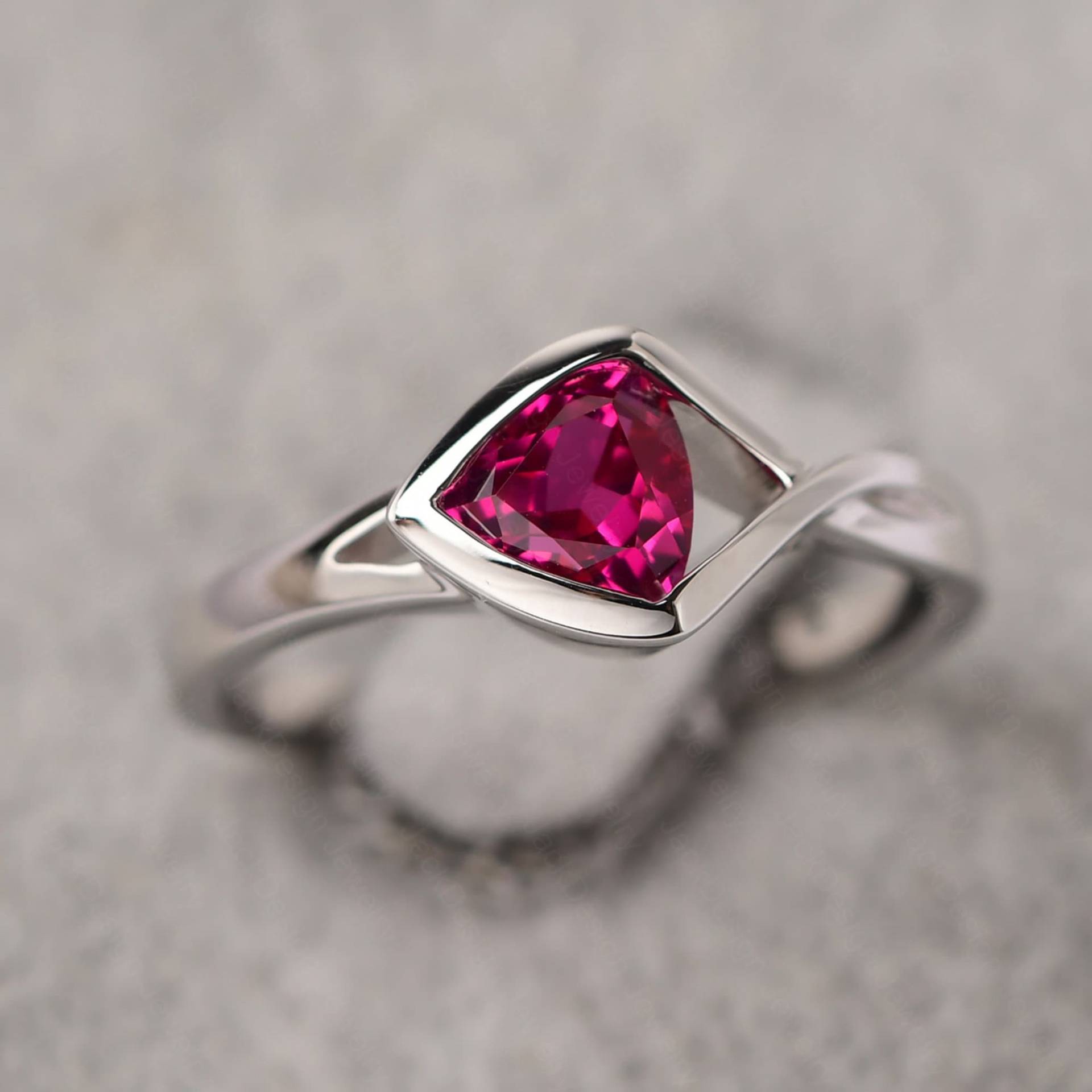 Einzigartiger Design Rubin Verlobungsring 925Er Schliff Minimalistisch Unendlichkeit Geburtsstein Ring Juli Einzigartiger Design Rubin Verlobungsring 925Er Schliff Minimalistisch Unendlichkeit Geburtsstein Ring Juli von JackDesignJewelry