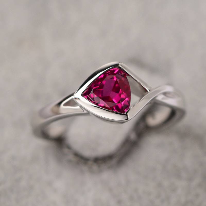 Einzigartiger Design Rubin Verlobungsring 925Er Schliff Minimalistisch Unendlichkeit Geburtsstein Ring Juli von JackDesignJewelry
