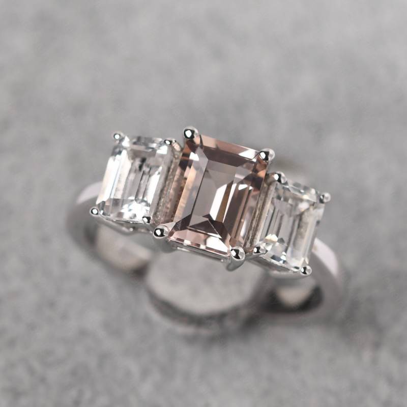 Multi Stein Ring Smaragd Geschnitten Sterlingsilber Drei Rosa Morganit Verlobungsring von JackDesignJewelry
