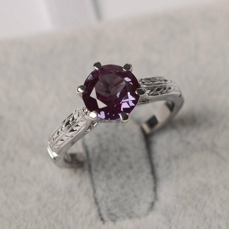 Muster Ring Antike Alexandrit Verlobungsring Juni Geburtsstein Rundschliff Farbe Wechselnden Edelstein von JackDesignJewelry