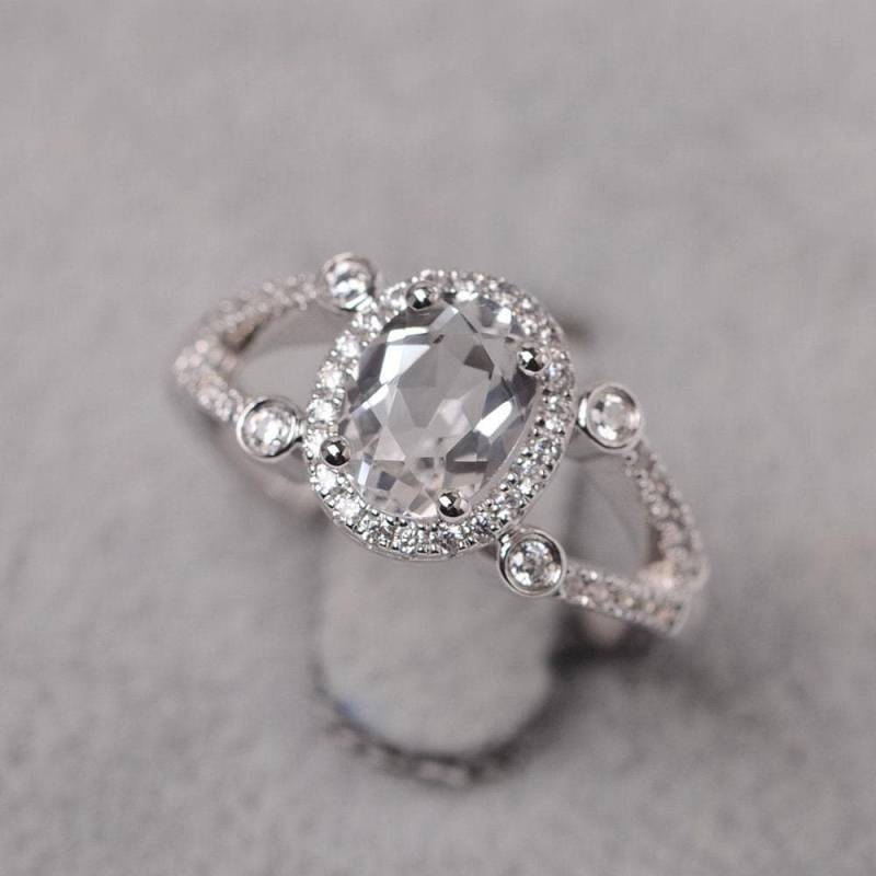 Oval Geschliffener Weißer Topasring Edelsteinring Sterling Silber Verlobungsring Für Frauen von JackDesignJewelry