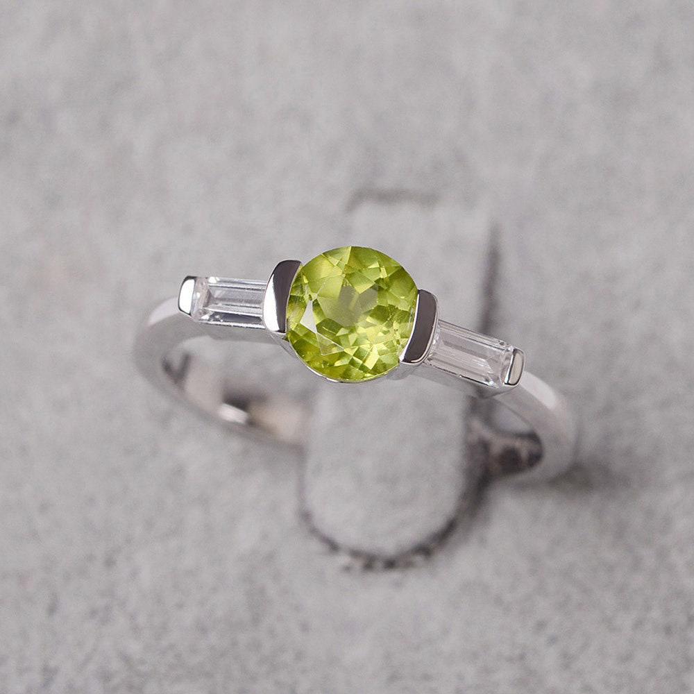 Peridot Ring Rundschliff Grüne Edelstein Ringe August Geburtsstein von JackDesignJewelry