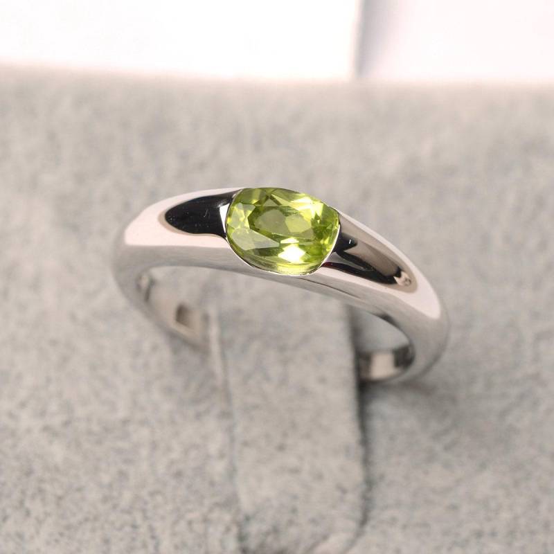 Peridot Ring Sterling Silber Ehering Für Frauen Oval Geschnitten August Geburtsstein von JackDesignJewelry