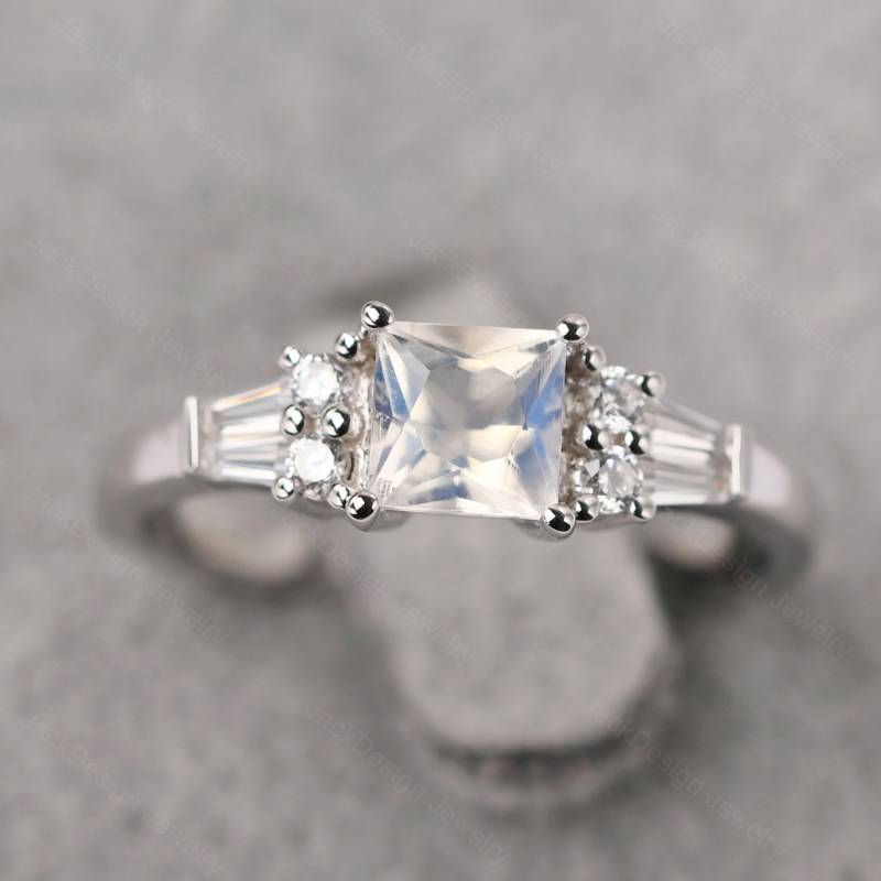 Princess Cut Mondstein Verlobungsring Silber Multi Stein Juni Birthstone Ring von JackDesignJewelry