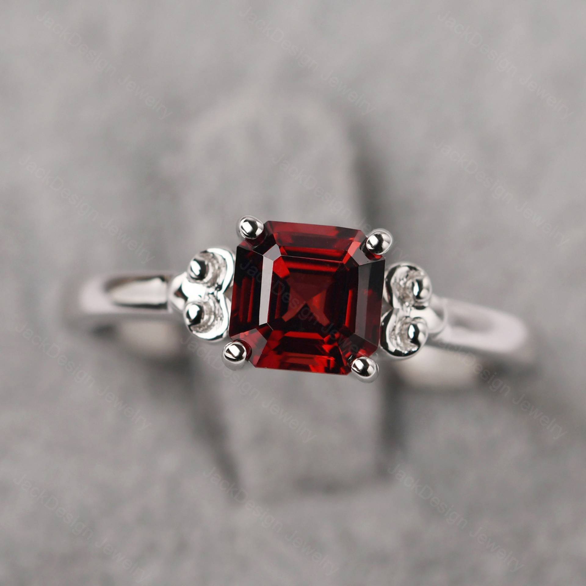 Retro Granat Minimalist Brautring Sterling Silber Asscher Cut Januar Birthstone Ring Retro Granat Minimalist Brautring Sterling Silber Asscher Cut Januar Birthstone Ring von JackDesignJewelry