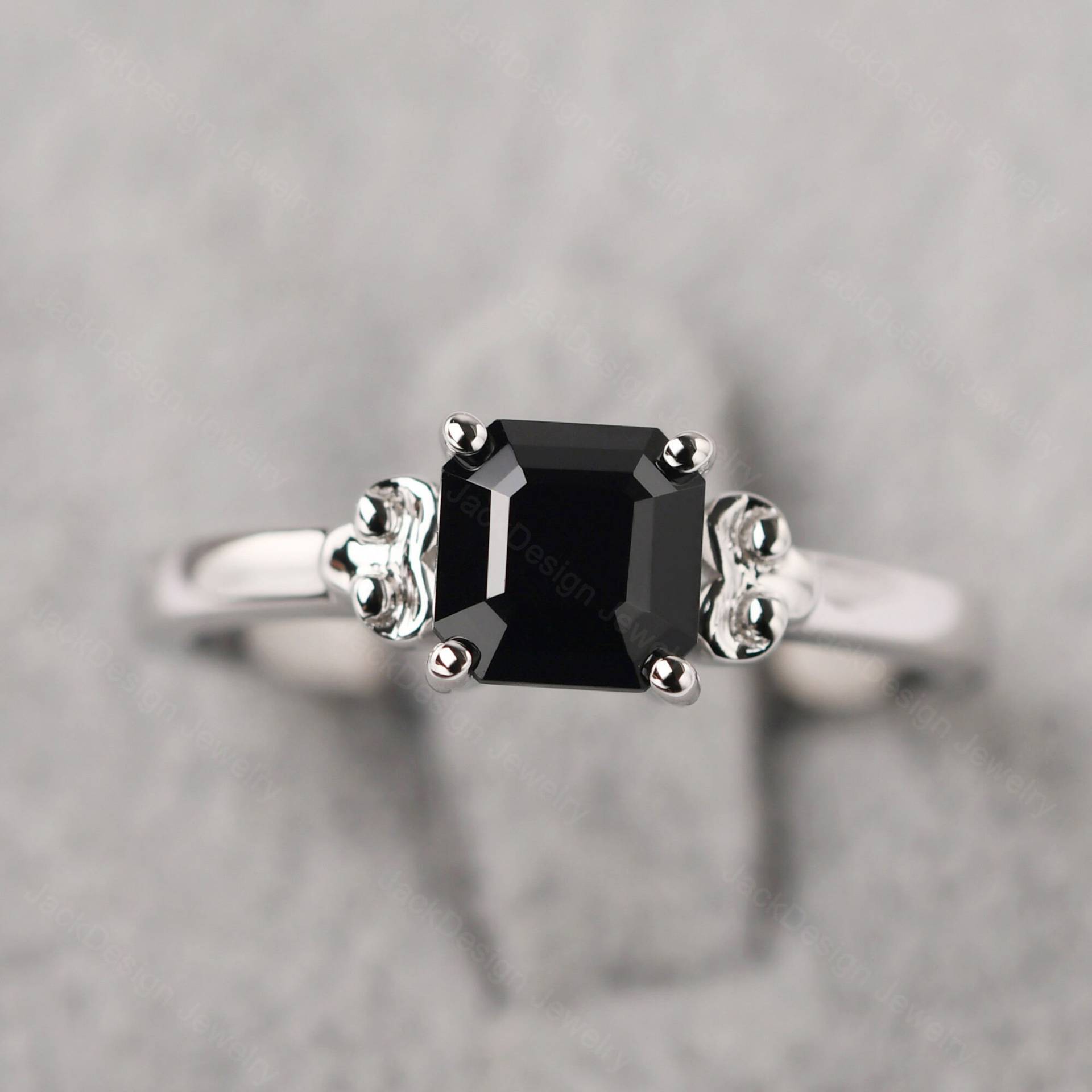 Schwarz Spinell Cocktail Ring Asscher Cut 6x6 Mm Sterling Silber Stein Minimalist Schwarz Spinell Cocktail Ring Asscher Cut 6x6 Mm Sterling Silber Stein Minimalist von JackDesignJewelry