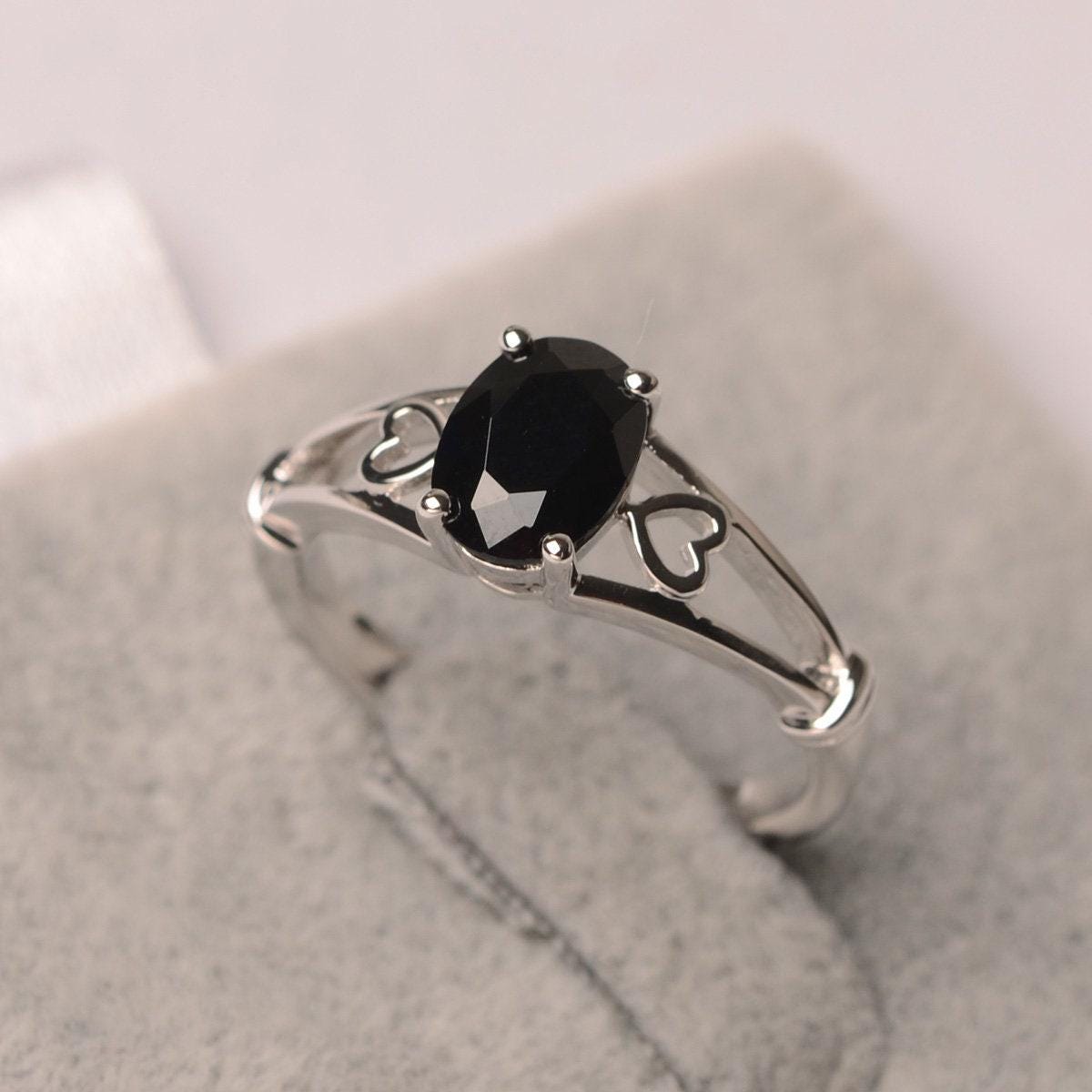Schwarzer Spinell Ring Ovaler Schwarzer Edelstein Sterling Silber Solitär Verlobungsring Für Frauen von JackDesignJewelry