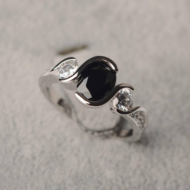 Schwarzer Spinellring Ovalschliffring 925Er Silberring Für Frauen Steinring von JackDesignJewelry