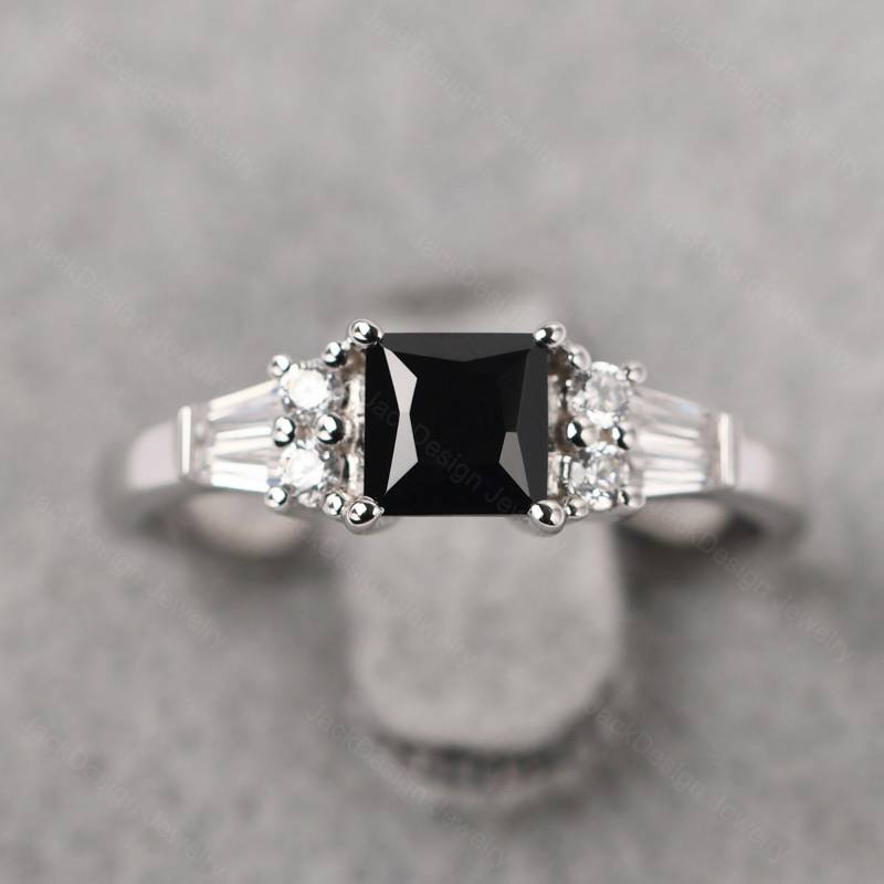 Schwarzer Stein Ring Silber Princess Cut Schwarz Spinell Multi Verlobungsring von JackDesignJewelry