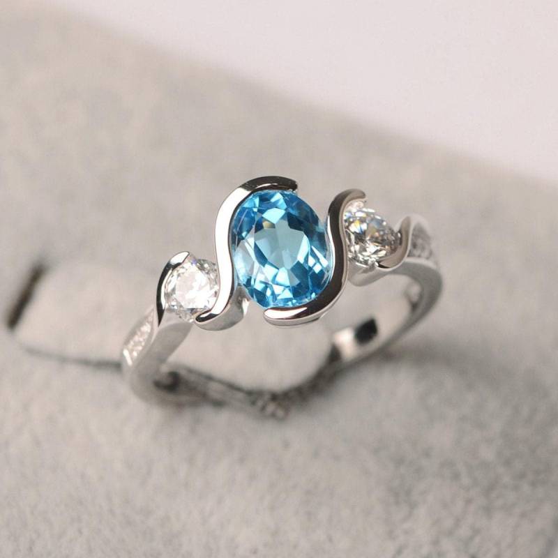 Schweizer Blautopas Ring Sterling Silber 925 Ovale Form Verlobungsring Für Frauen von JackDesignJewelry