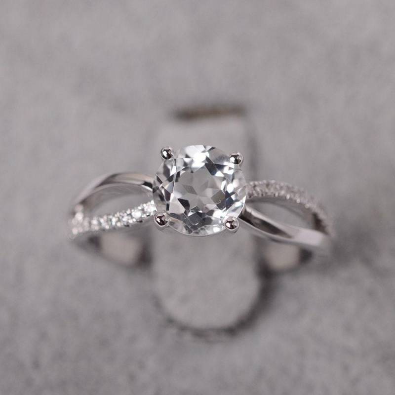 Weißer Topas Ring Silber Simulierter Diamant-Verlobungsring Runder Geschnittener Edelstein Für Frauen von JackDesignJewelry