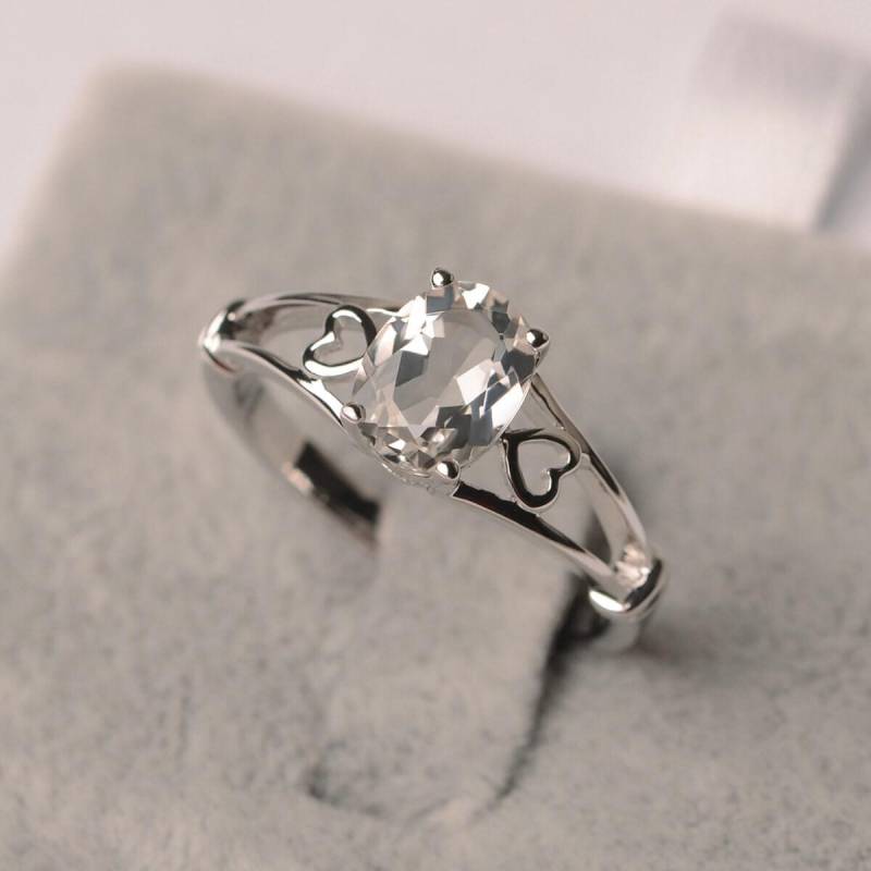 Weißer Topasring Sterling Silber Solitär Jahrestagsring Für Frauen Ovaler Weißer Edelsteinring von JackDesignJewelry