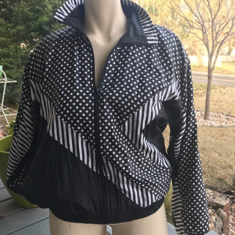 Vintage 80Er Jahre Black&white Golden Girls Windjacke//Nylon Walkjacke//Schicke Nylonjacke von JackLovesJillVintage
