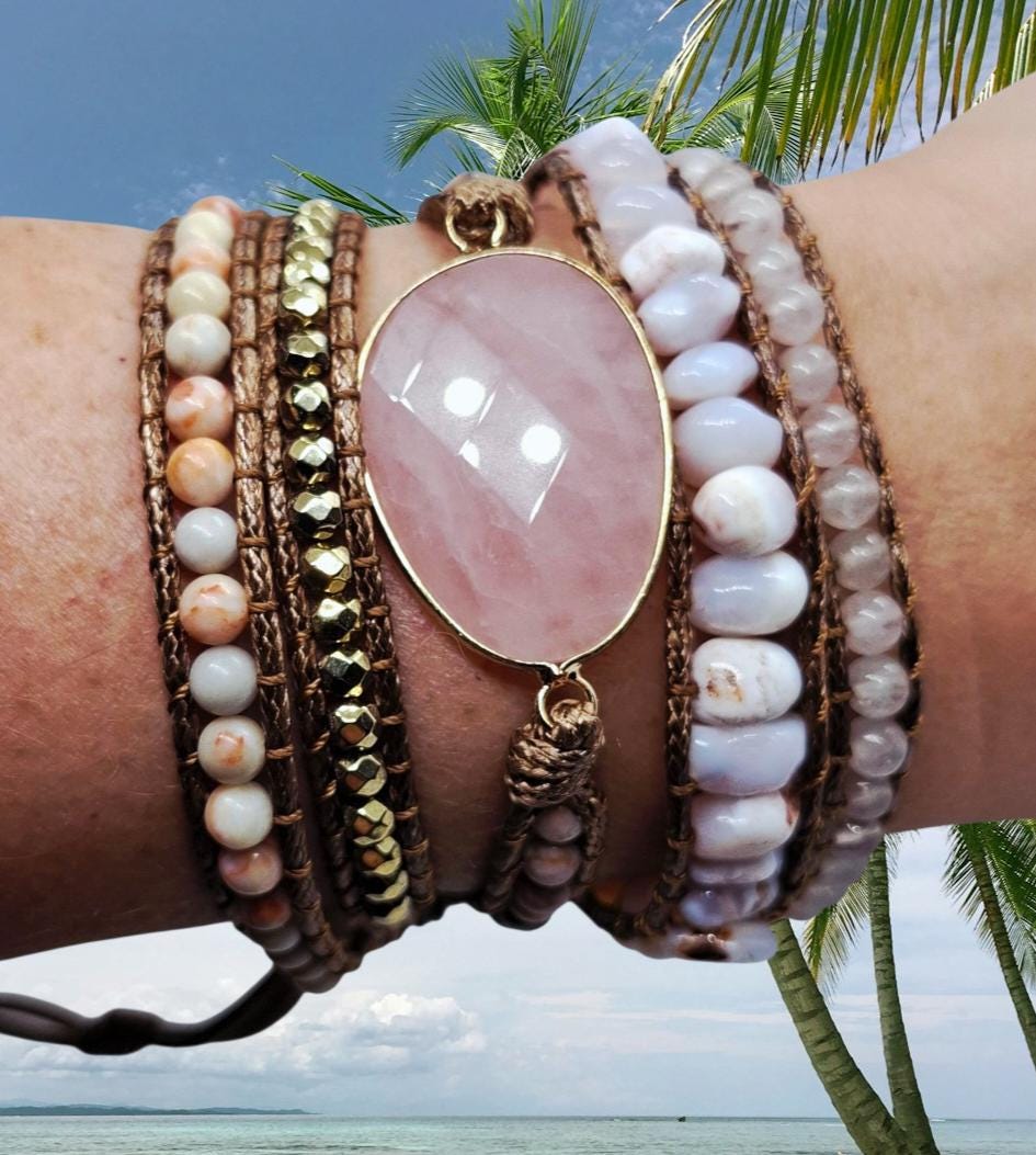 Edles Wickelarmband Edelstein Armband Rosa Hippie Boho von JacksonStylee