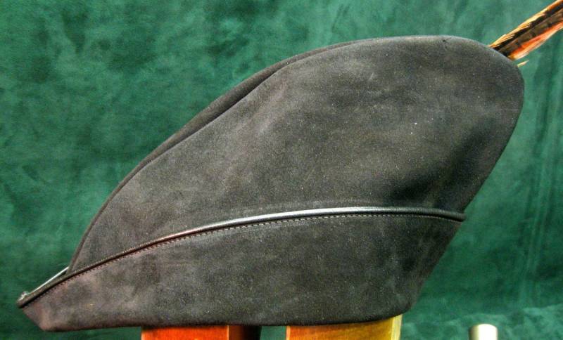 Handgemachte Wildleder Robin Hood Hut Handgemachte Wildleder Robin Hood Hut von JacobsLeather