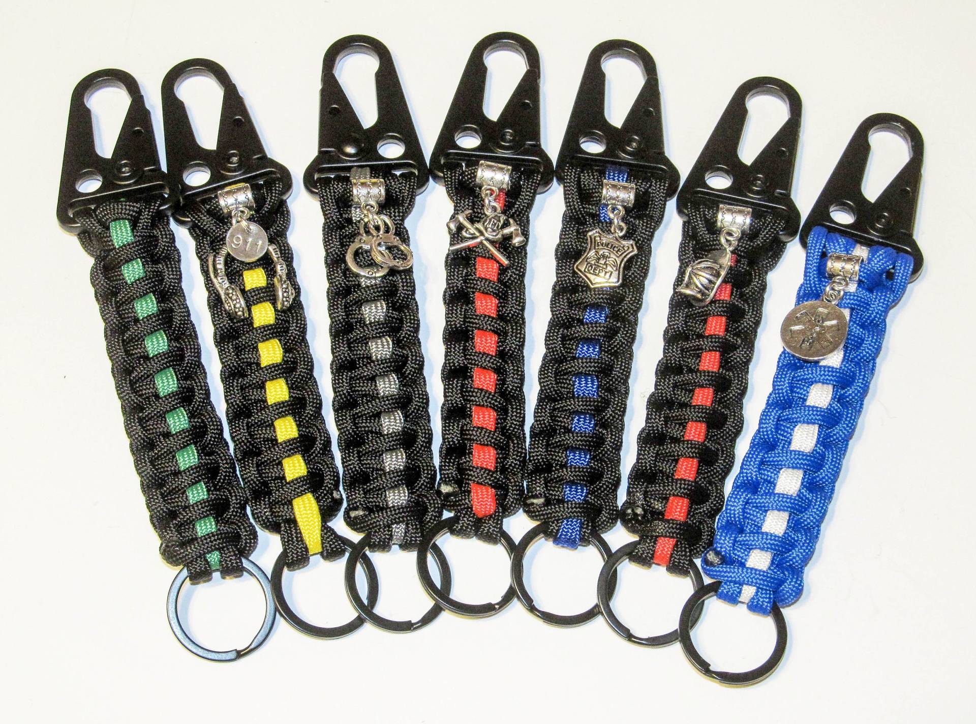 Dünne Blaue Linie/Dünne Rote Linie, Paracord Schlüsselanhänger Dünne Blaue Linie/Dünne Rote Linie, Paracord Schlüsselanhänger von JacquelinsJewels