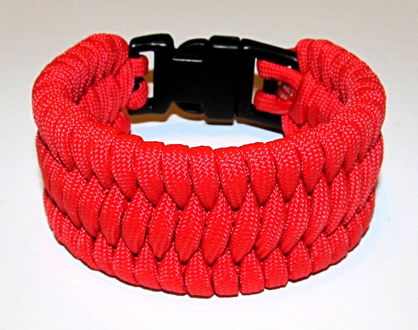 Paracord Armband, Trilobit/Leiter Survival Armband Paracord Armband, Trilobit/Leiter Survival Armband von JacquelinsJewels