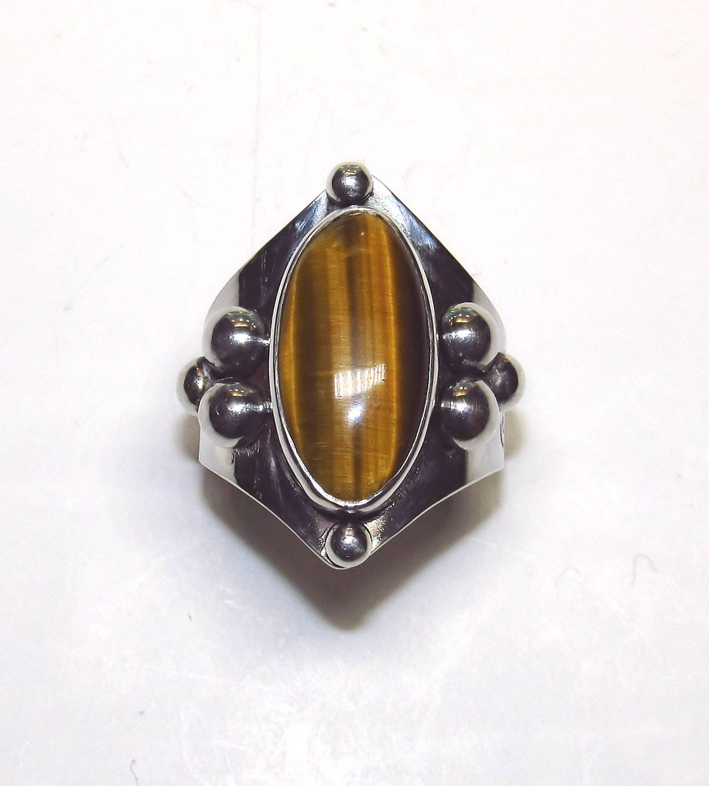 Sterling Tigers Eye Statement Ring Sterling Tigers Eye Statement Ring von JacquelinsJewels
