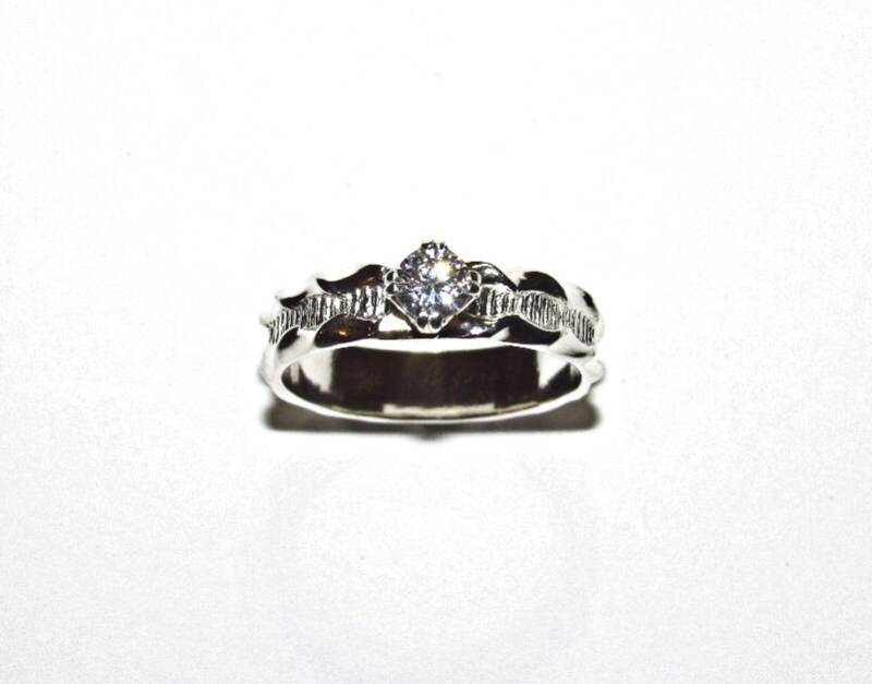 sterling Silber Cz Solitare Ring sterling Silber Cz Solitare Ring von JacquelinsJewels