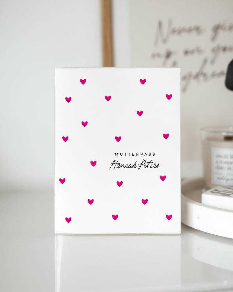Mutterpasshülle - Pink Hearts // Personalisierbar Mutterpasshülle - Pink Hearts // Personalisierbar von JacquiDesignsShop