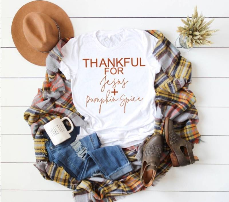 Christliche T-Shirts, Christliche Hemden, Hemden Für Frauen, Herbsthemden, Kürbisgewürzhemden, Herbst-T-Shirts, Kürbis-T-Shirt, Dankbar von JadeAndLight