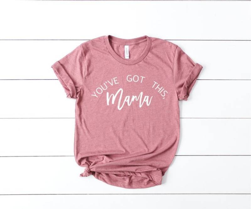 Frau Mama Leben Shirt | Muttertagsgeschenk Neues Mama-Shirt Bestes Neue Mutter Geschenk Niedliches Mom Muttertag von JadeAndLight