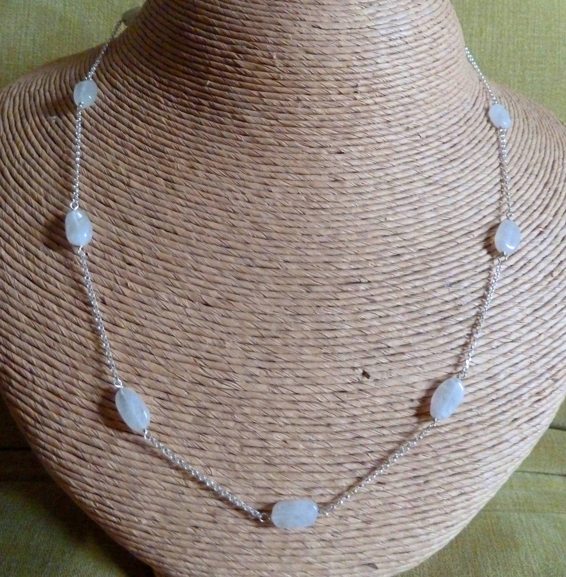 Halskette Aus Mondstein Und Sterling Silber Halskette Aus Mondstein Und Sterling Silber von JadeGalenaJewelry