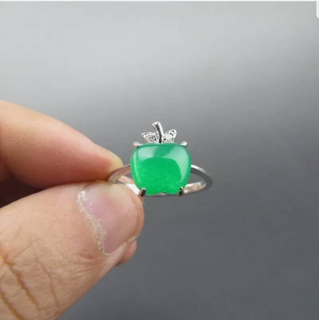 10% Off - Zertifizierter Natürlicher Jadeit Smaragd Ajade Handgefertigter Apfel Anhänger~Ring(Freie Größe von JadeLike