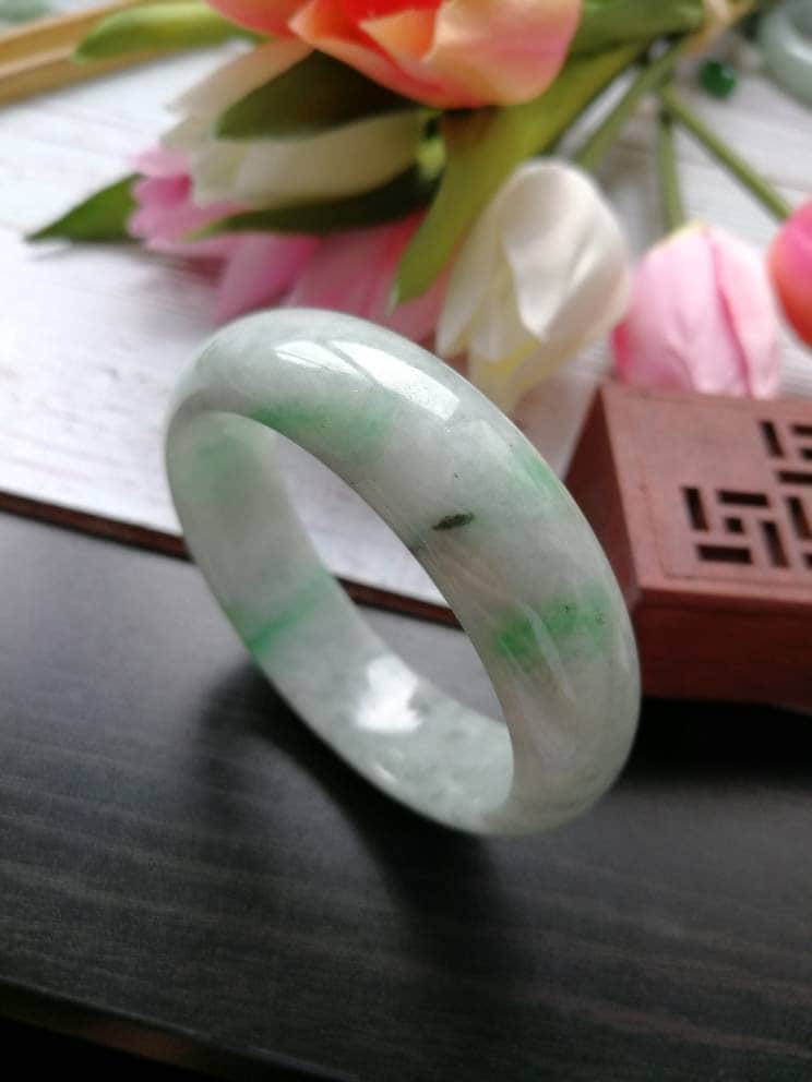 55, 5 Mm Typ A Klasse Natürliche Jadeit Jade Fei Cui Moderne Runde Armreif von JadeRabbitGems