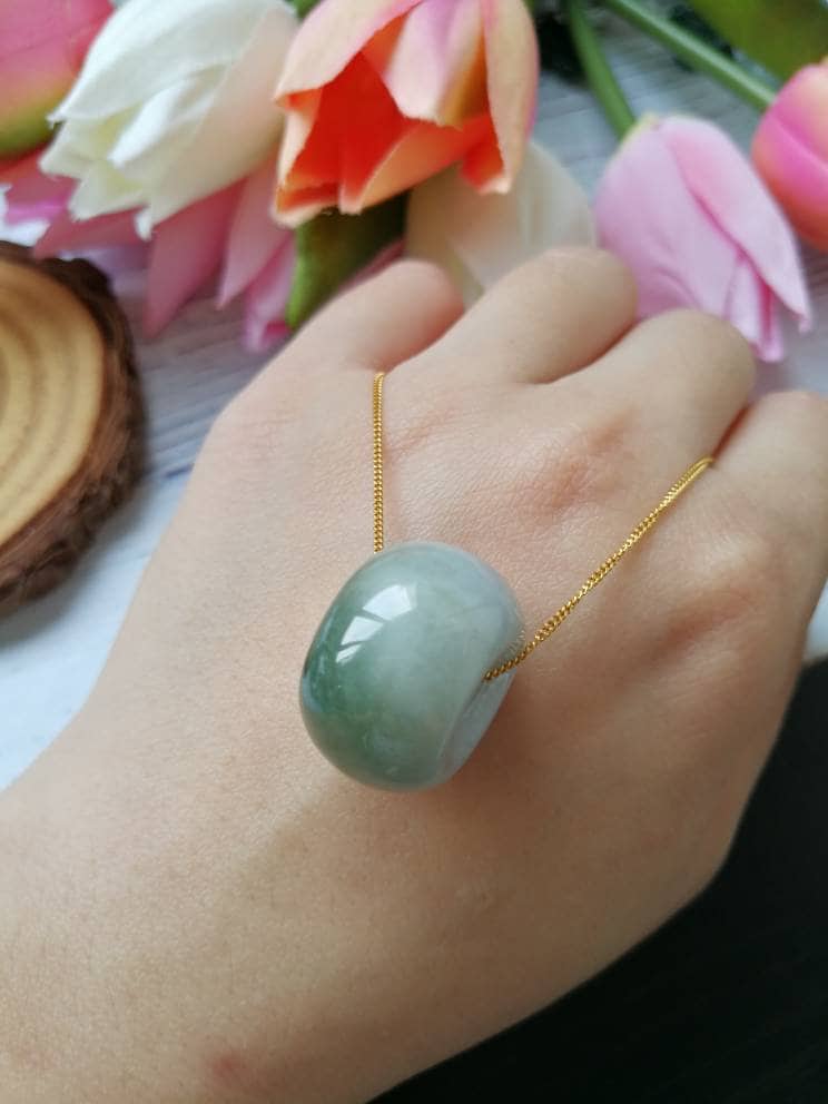 Dual Color Typ A Grade Natürliche Jadeit Jade Fei Cui Abacus Barrel Anhänger von JadeRabbitGems