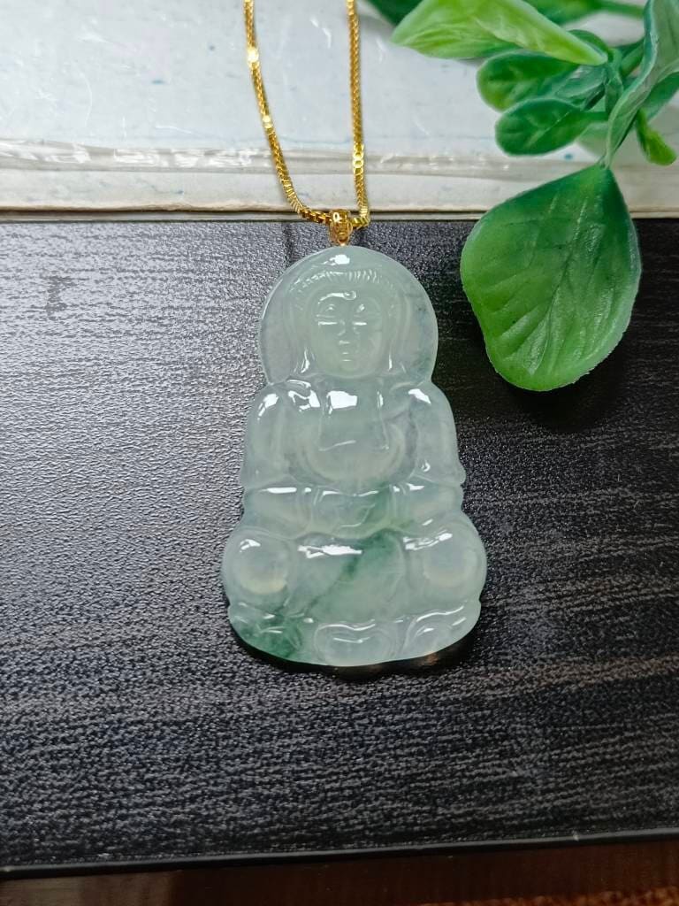 Icy Translucent Floral Green Typ A Grade Natürlicher Jadeit Jade Fei Cui Guan Yin Anhänger in 18K Goldbügelfassung von JadeRabbitGems