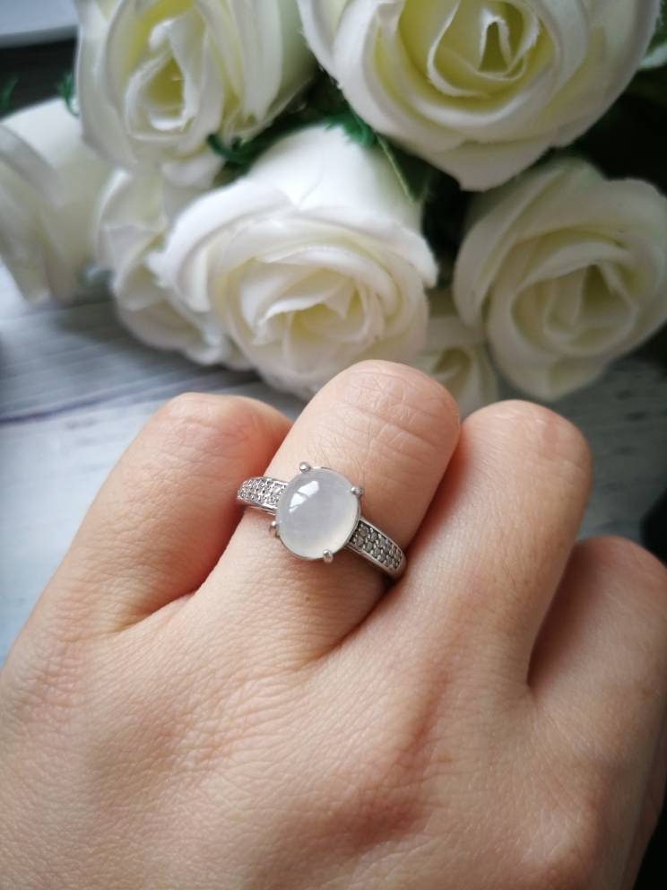 Icy White Type A Grade Natural Jadeite Jade Fei Cui 925 Sterling Silber Weiß Vergoldet Mit Zirkonia Ring von JadeRabbitGems
