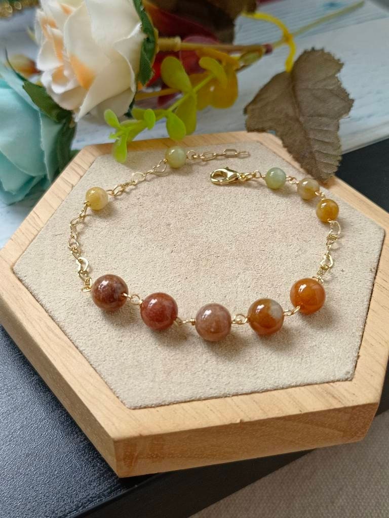 Russet Typ A Grade Natürliche Jadeit Jade Fei Cui Runde Perlen 14K Gold Filled Armband von JadeRabbitGems