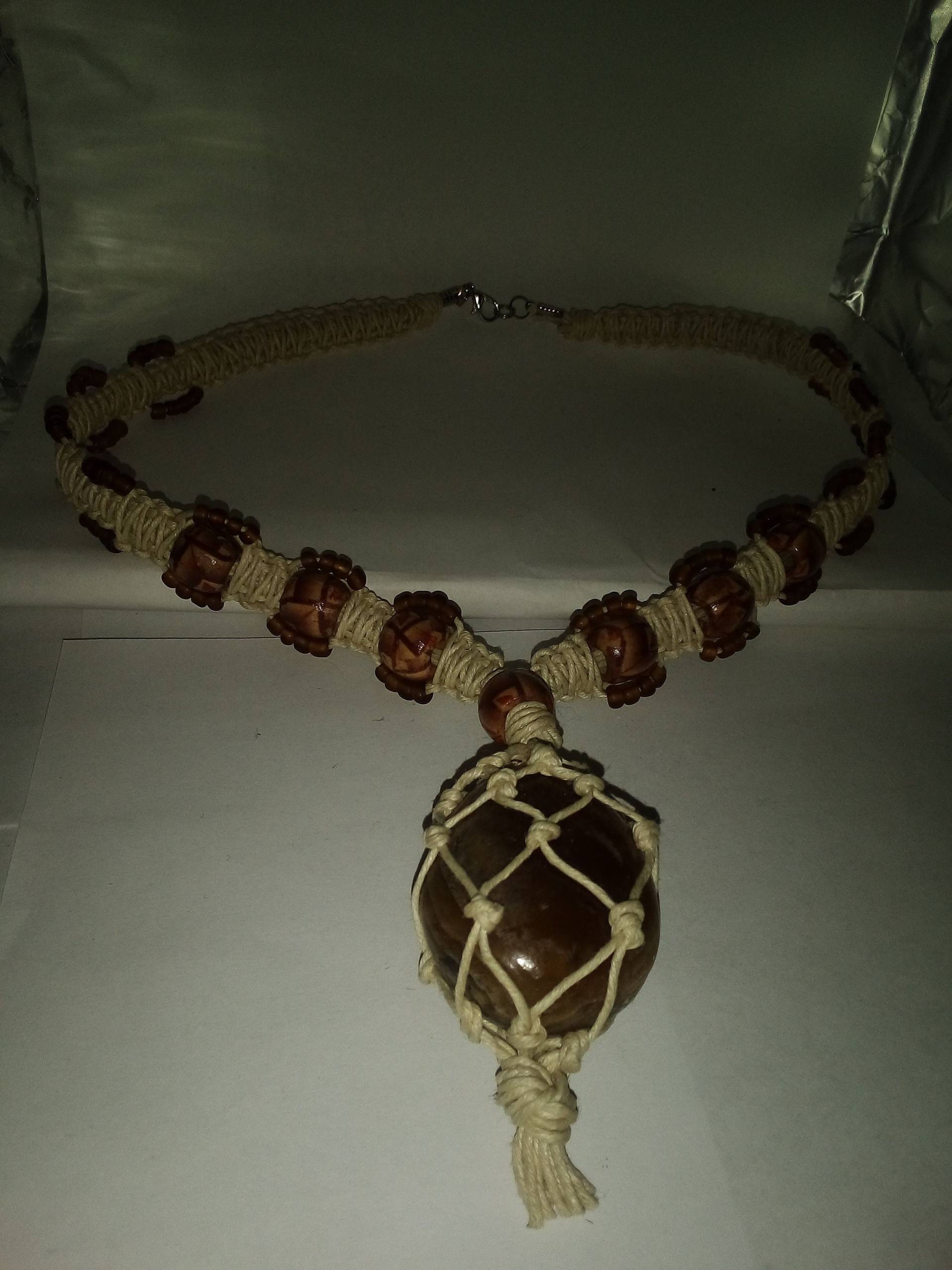 Affinity A Handmade Ooak Natur Hanf Makramee Boho Halskette Affinity A Handmade Ooak Natur Hanf Makramee Boho Halskette von JadedEklipse