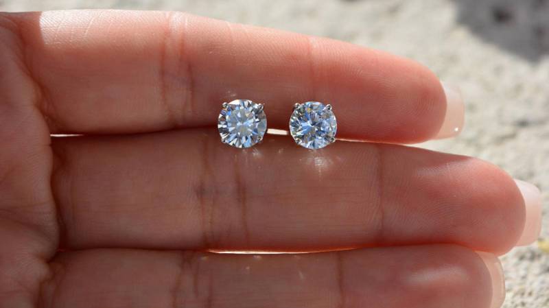 Hochwertige Cz 6mm Ohrstecker. Sterling Silber Ohrstecker Ohrringe von Jadorelli