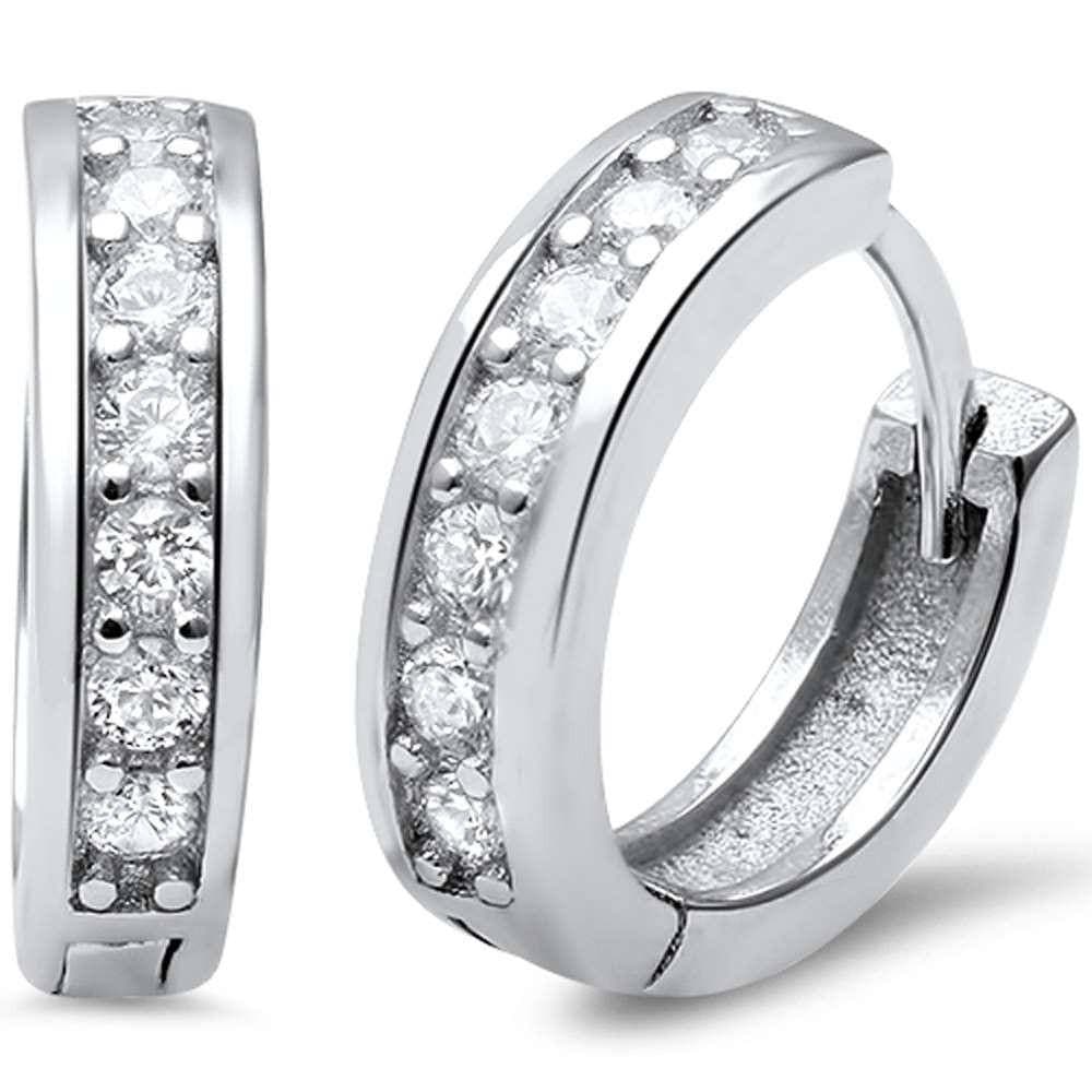Wunderschöne Huggie Ohrringe. Sterling Silber 14 Mm Ohrringe Mit 1 Runden Cz Steinen. Kleine Verpackt in Einer Luxus-Box Wunderschöne Huggie Ohrringe. Sterling Silber 14 Mm Ohrringe Mit 1 Runden Cz Steinen. Kleine Verpackt in Einer Luxus-Box von Jadorelli