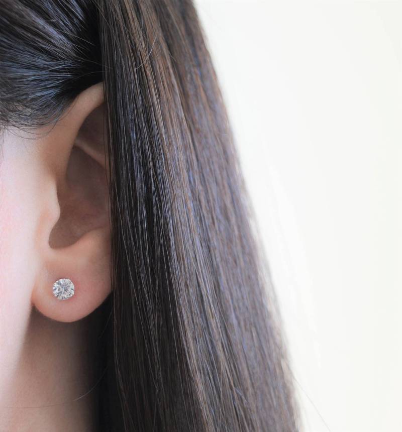 sterling Silber 5mm Premium Qualität Runde Cz Ohrstecker. Hohe von Jadorelli